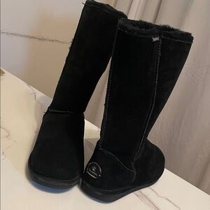 Bear Paw Women's Black Shearling Boots